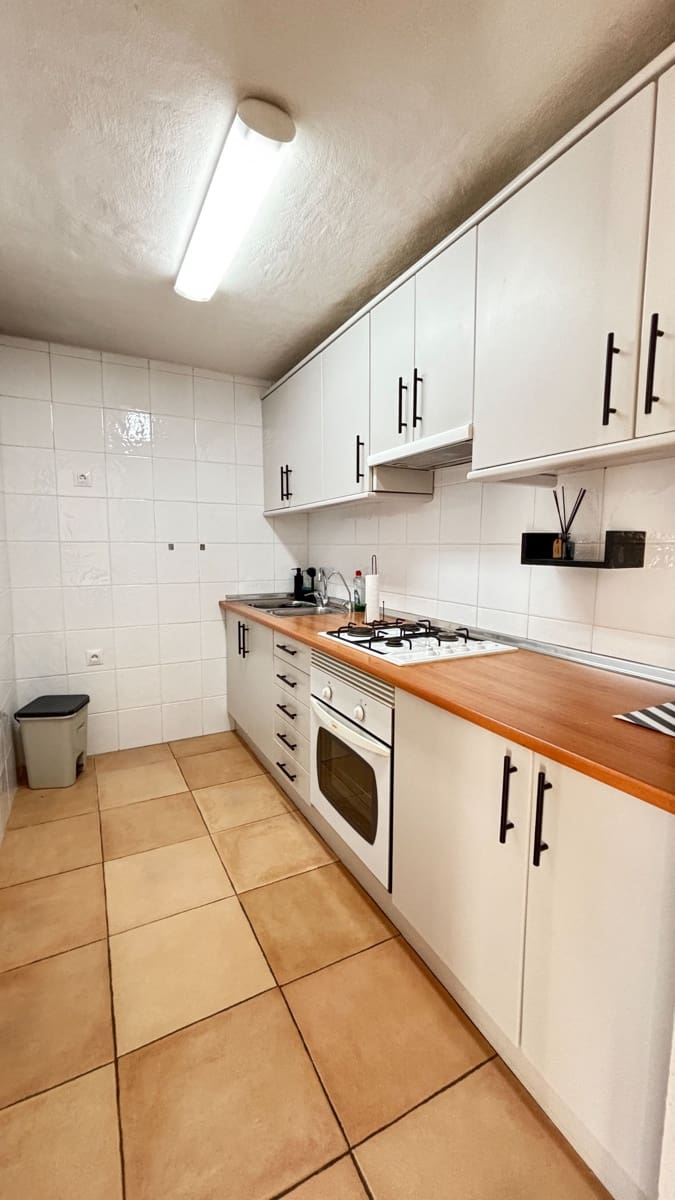 5 bedroom Villa for sale in La Nucia with garage - € 775,000 (Ref: 8079550)