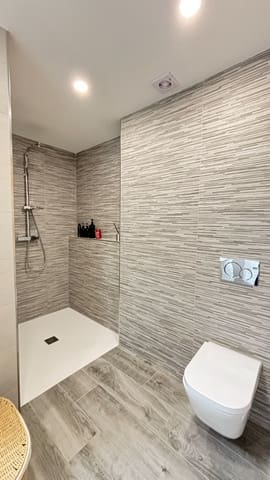 5 bedroom Villa for sale in La Nucia with garage - € 775,000 (Ref: 8079550)