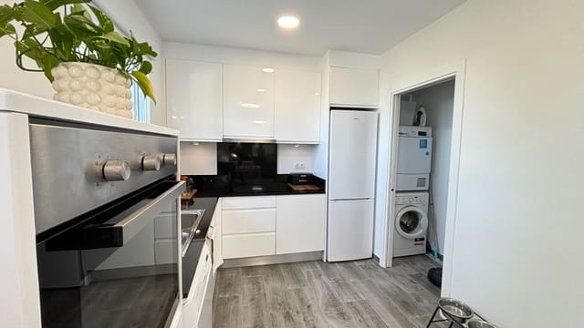 5 bedroom Villa for sale in La Nucia with garage - € 775,000 (Ref: 8079550)