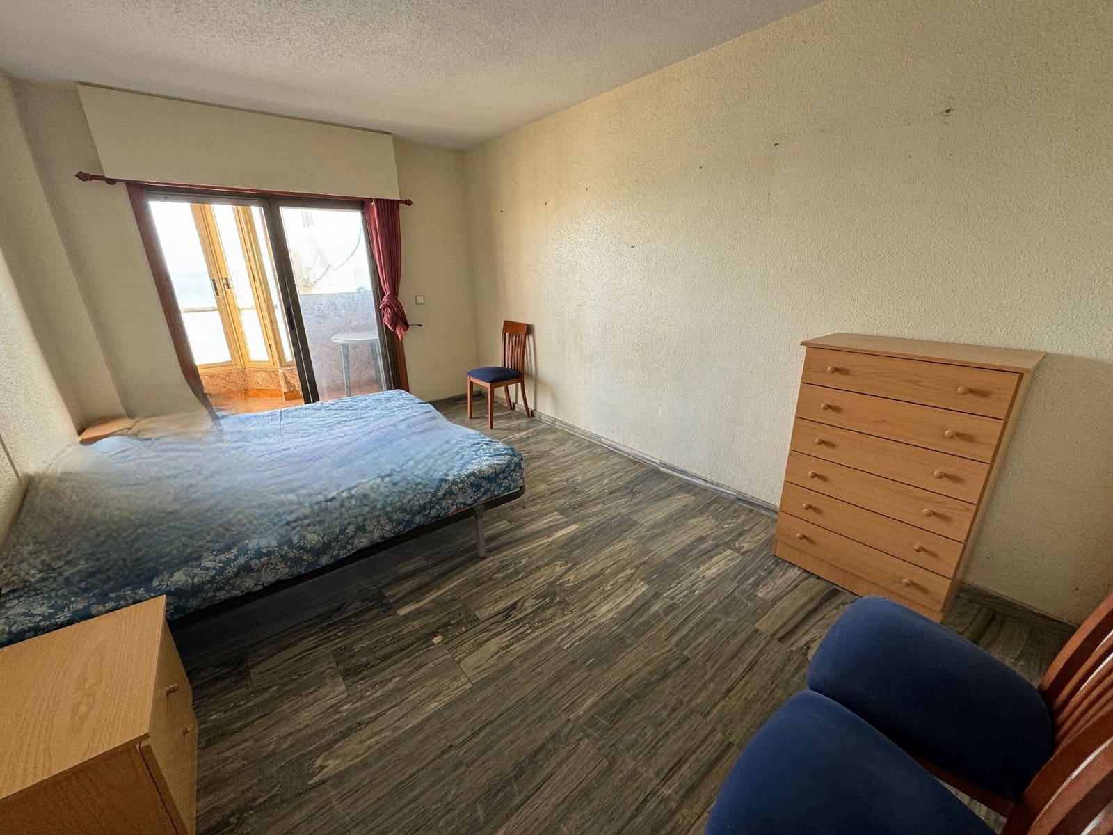 4 bedroom Apartment for sale in Benidorm with garage - € 478,000 (Ref: 8154938)