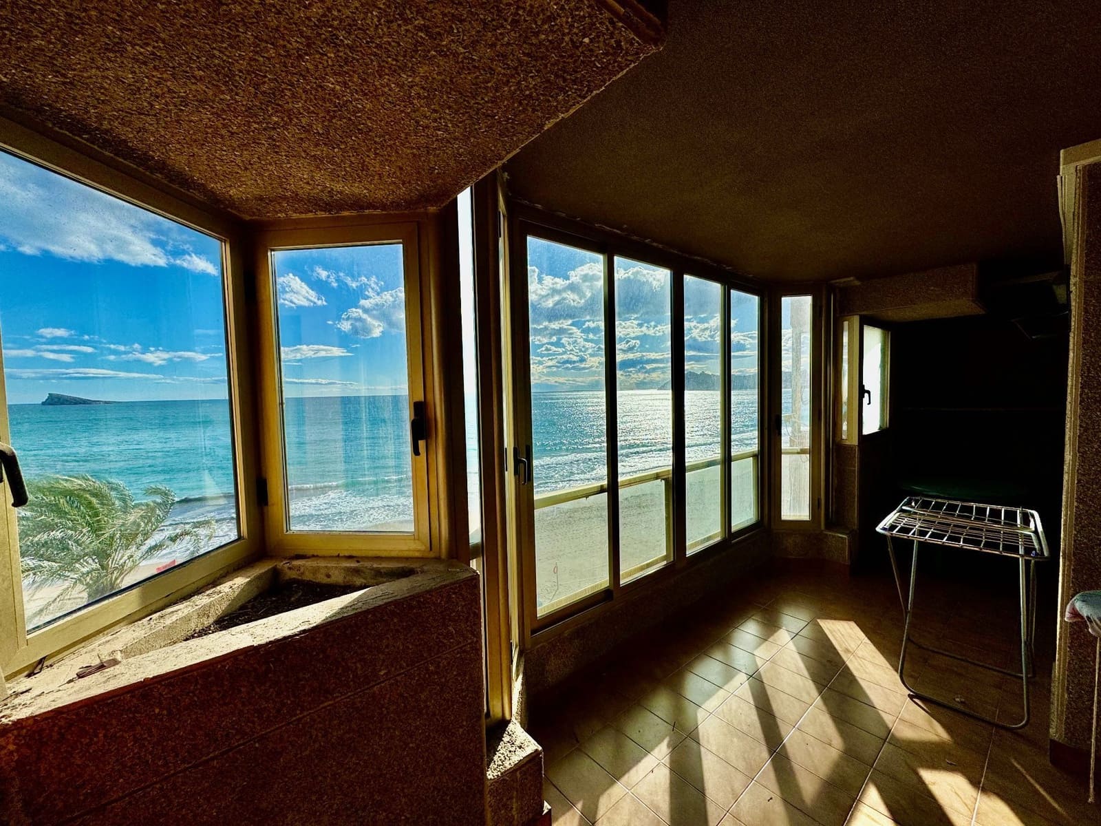 4 bedroom Apartment for sale in Benidorm with garage - € 478,000 (Ref: 8154938)