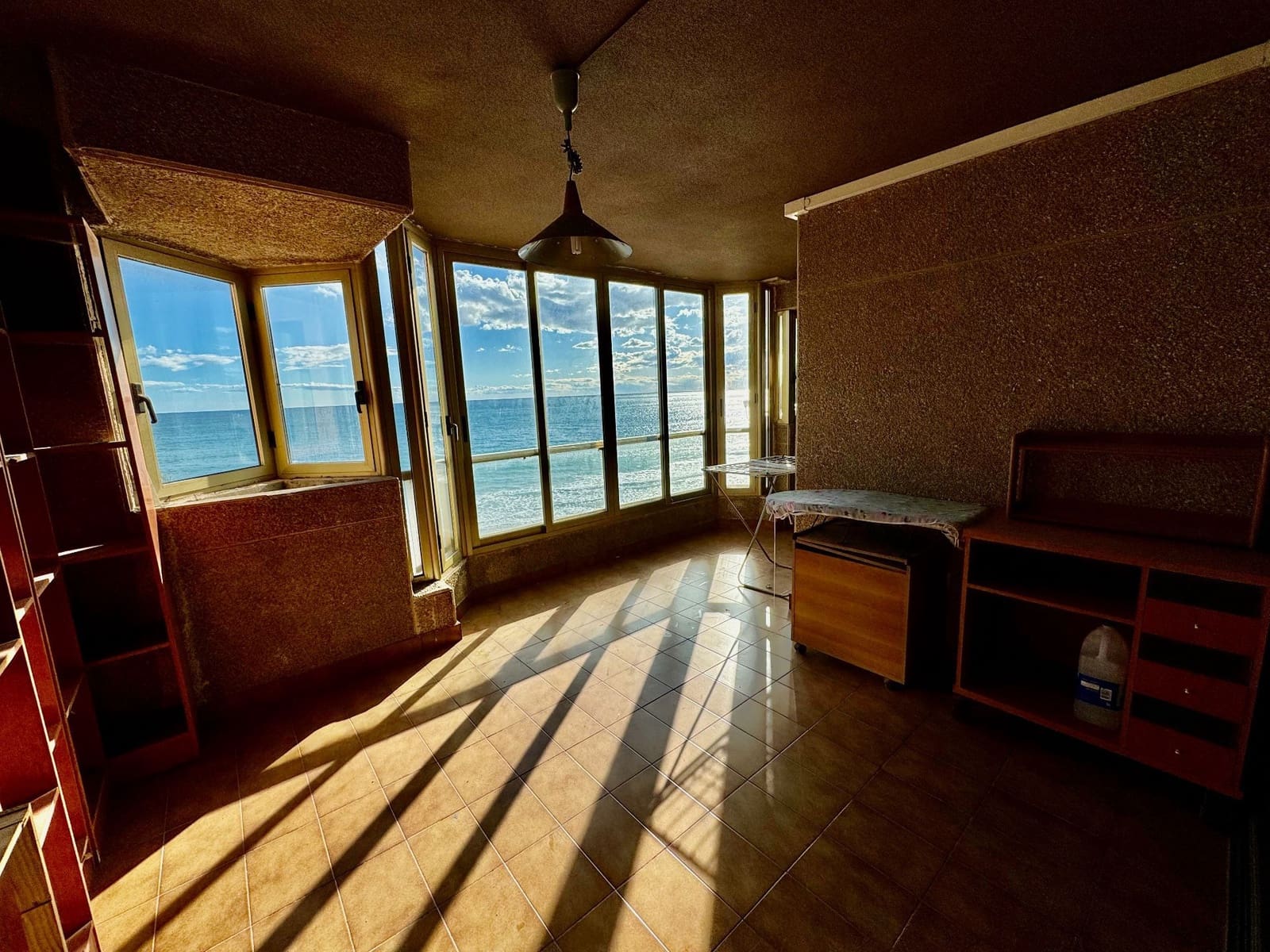 4 bedroom Apartment for sale in Benidorm with garage - € 478,000 (Ref: 8154938)