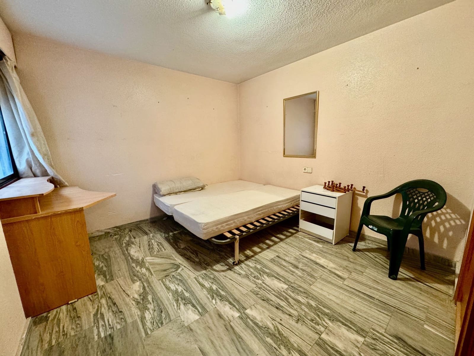 4 bedroom Apartment for sale in Benidorm with garage - € 478,000 (Ref: 8154938)