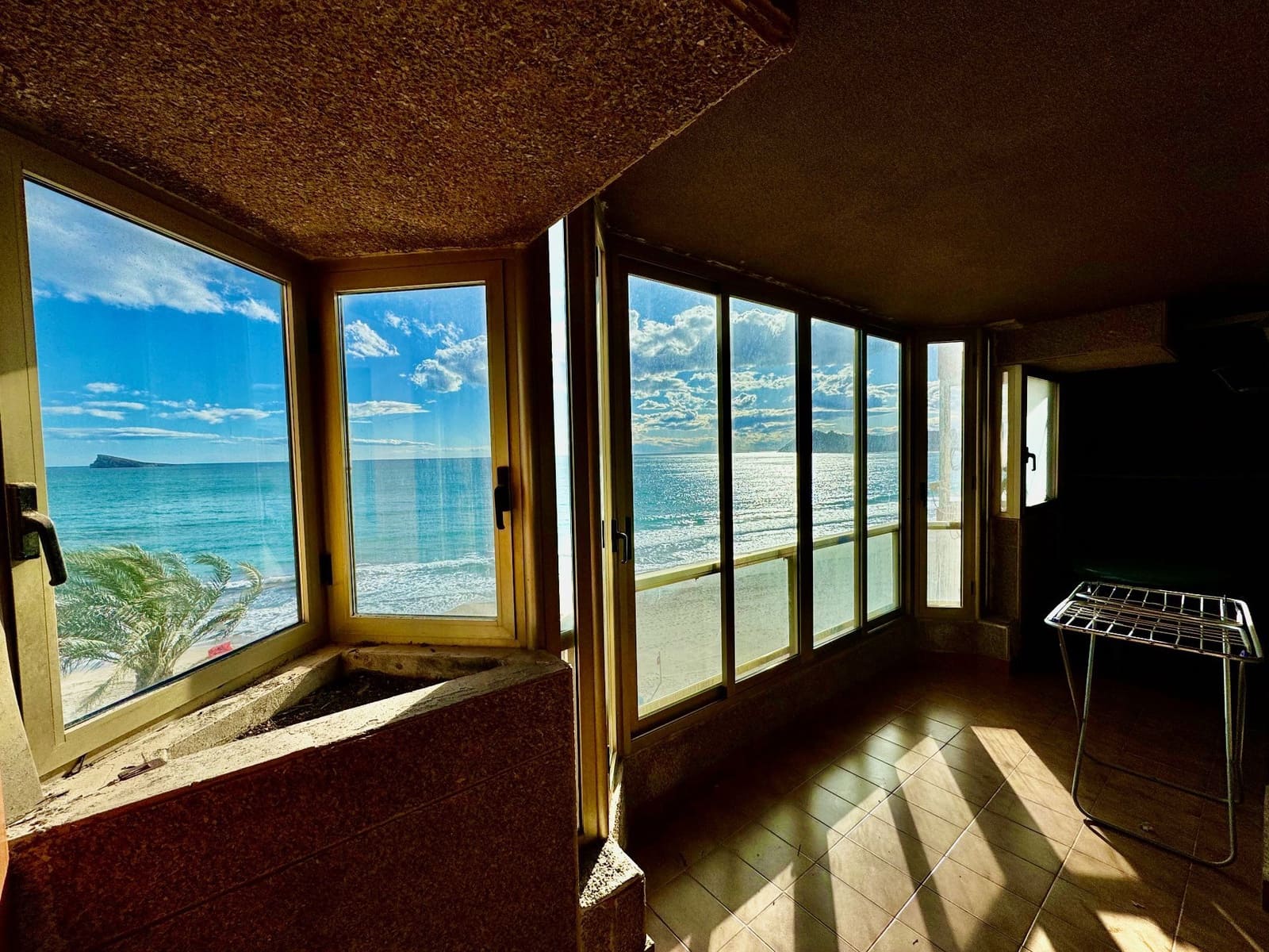 4 bedroom Apartment for sale in Benidorm with garage - € 478,000 (Ref: 8154938)