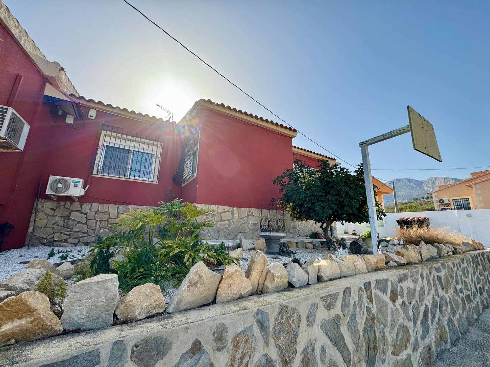 3 makuuhuone Huvila myytävänä paikassa La Nucia - 425 000 € (Ref: 8189516)