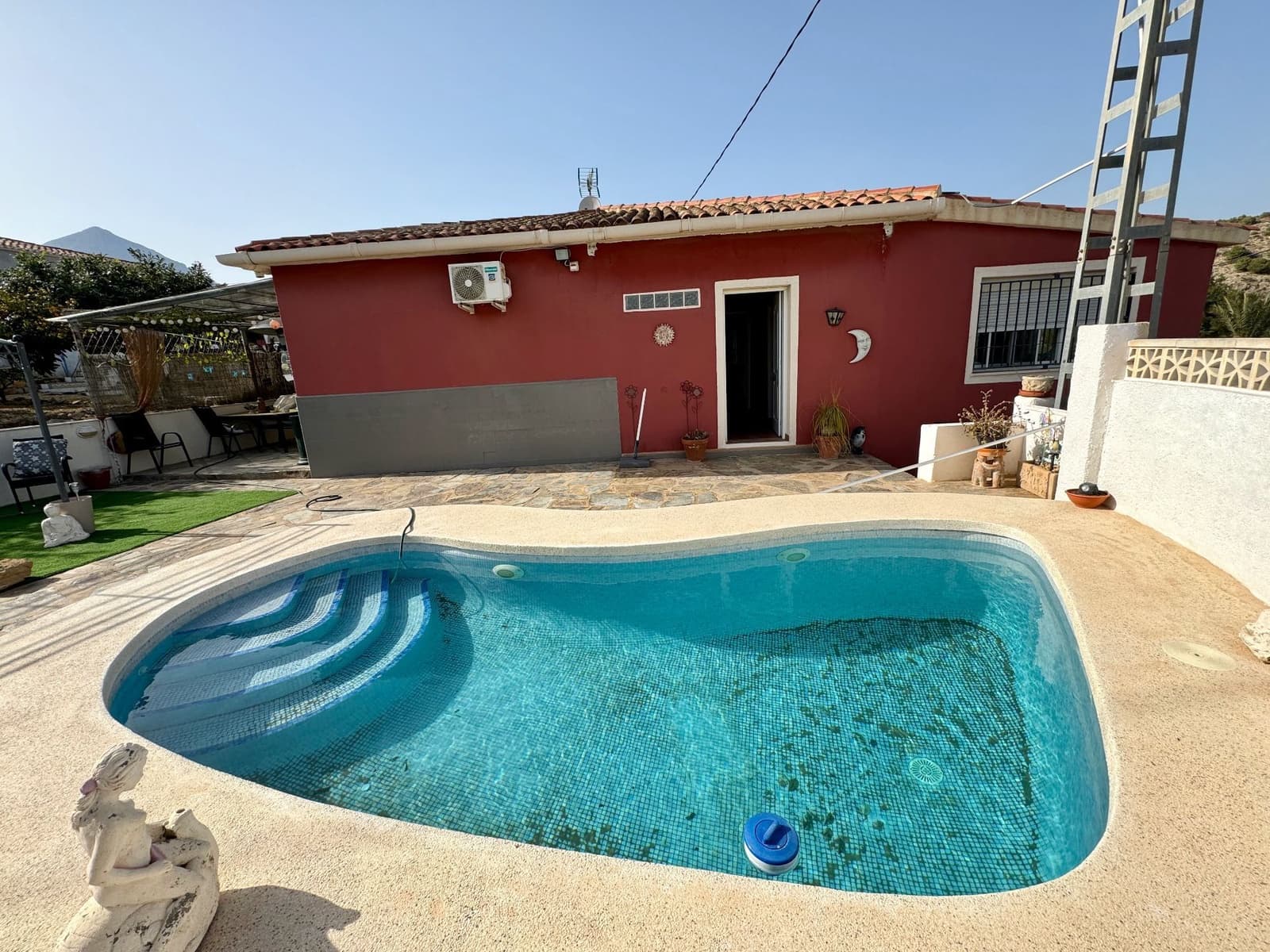 3 makuuhuone Huvila myytävänä paikassa La Nucia - 425 000 € (Ref: 8189516)