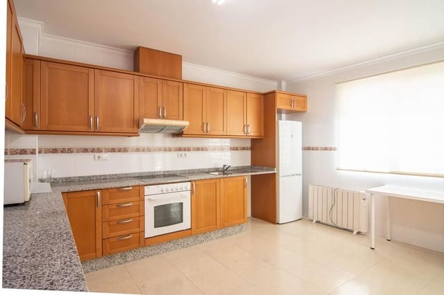 Chalet de 4 habitaciones en Benidorm en venta con garaje - 795.000 € (Ref: 8193797)