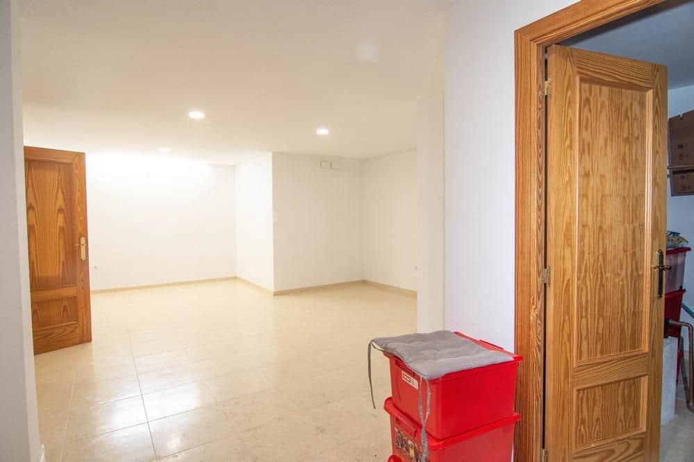 4 bedroom Villa for sale in Benidorm with garage - € 795,000 (Ref: 8193797)