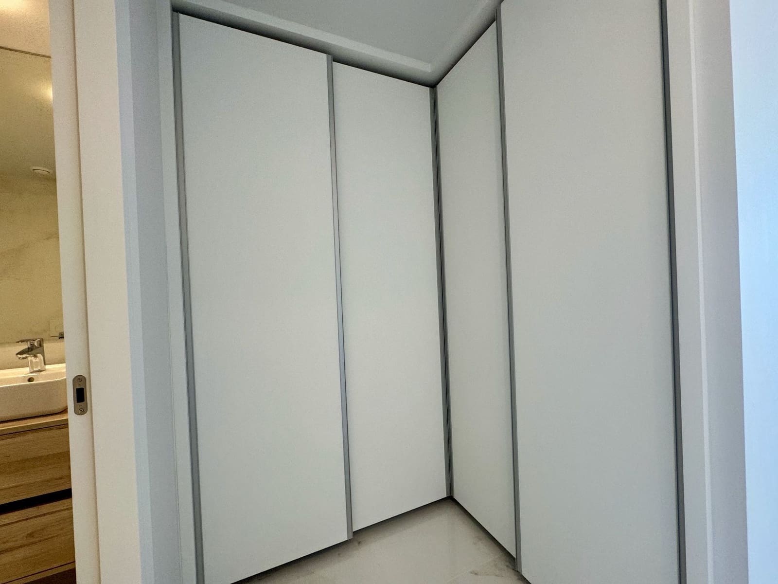 2 Zimmer Apartment zu verkaufen in Benidorm mit Pool Garage - 540.000 € (Ref: 8339455)