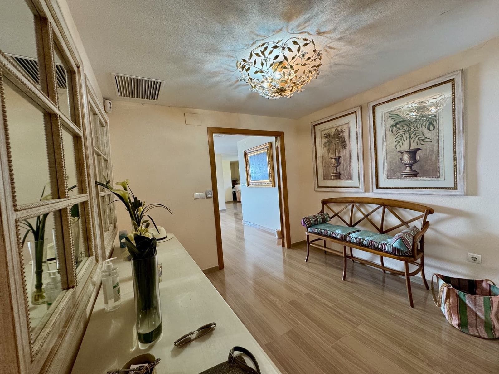 3 sypialnia Penthouse na sprzedaż w Benidorm z basenem garażem - 955 000 € (Ref: 8510002)