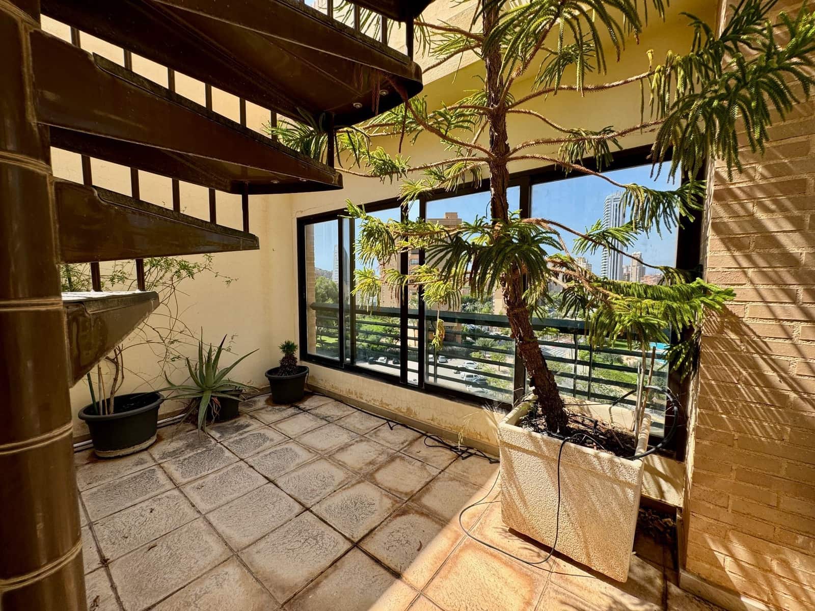 3 sypialnia Penthouse na sprzedaż w Benidorm z basenem garażem - 955 000 € (Ref: 8510002)