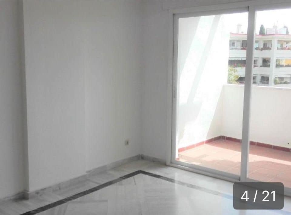 3 Zimmer Penthouse zu verkaufen in Marbella mit Pool Garage - 750.000 € (Ref: 8552544)