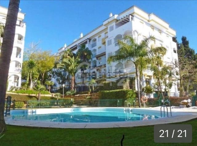 3 Zimmer Penthouse zu verkaufen in Marbella mit Pool Garage - 750.000 € (Ref: 8552544)