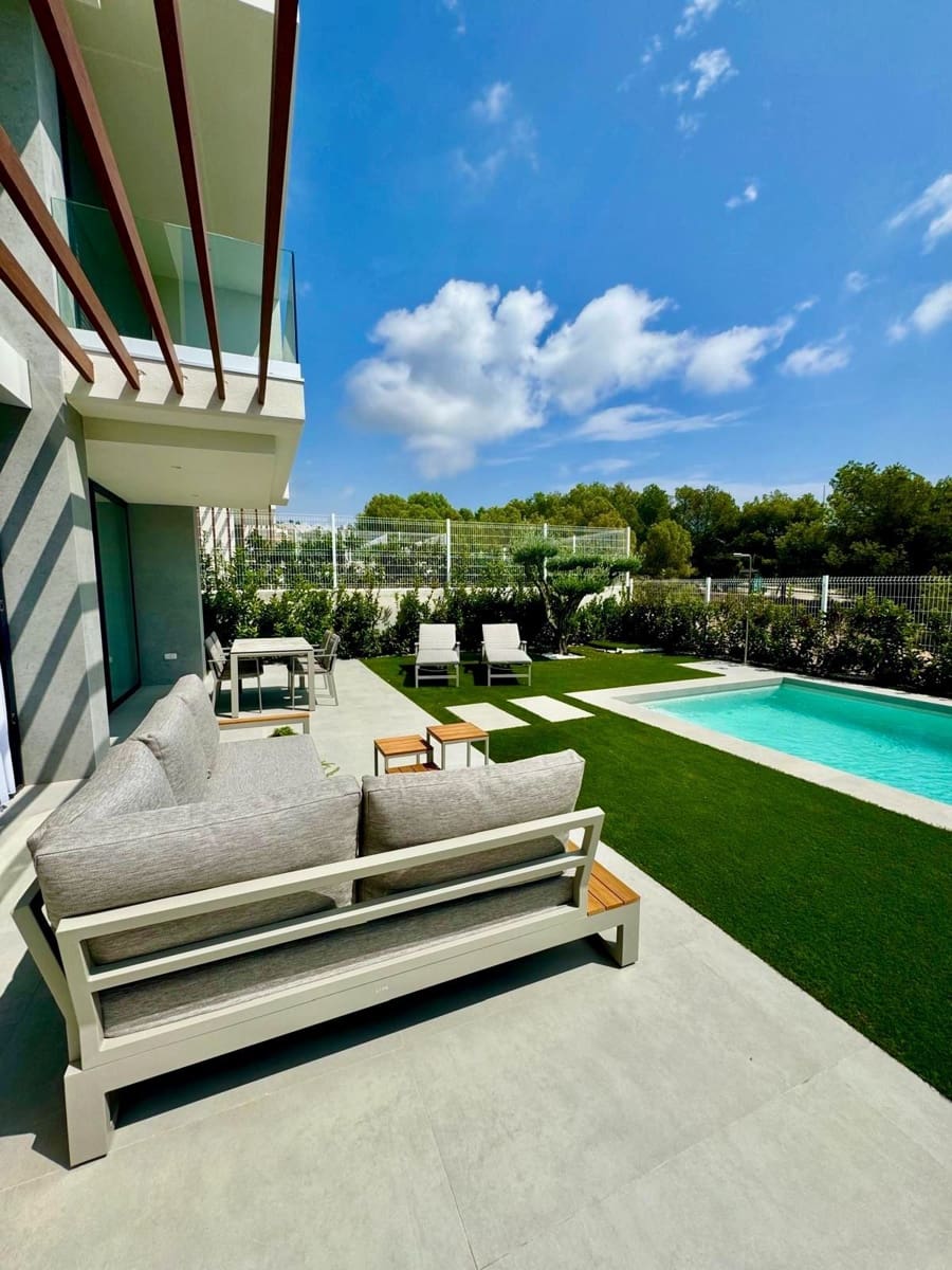 Chalet de 3 habitaciones en Finestrat en venta con piscina garaje - 870.000 € (Ref: 8553952)