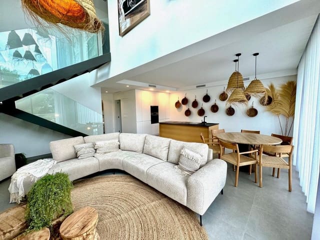 Chalet de 3 habitaciones en Finestrat en venta con piscina garaje - 870.000 € (Ref: 8553952)