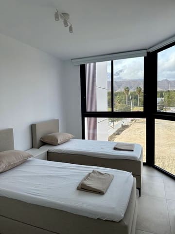 2 Zimmer Apartment zu verkaufen in Benidorm mit Pool Garage - 550.000 € (Ref: 8556559)