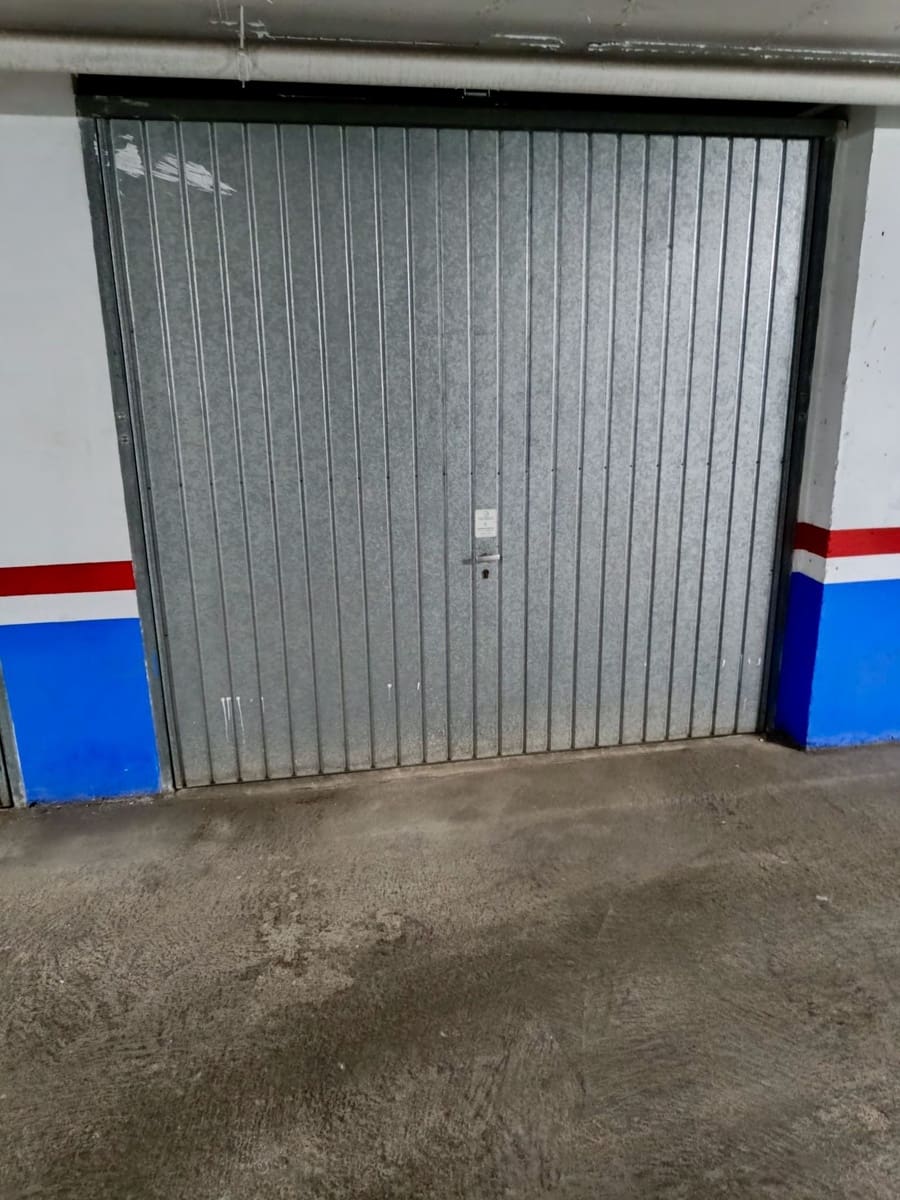 3 Zimmer Apartment zu verkaufen in Benidorm mit Pool Garage - 625.000 € (Ref: 8683845)