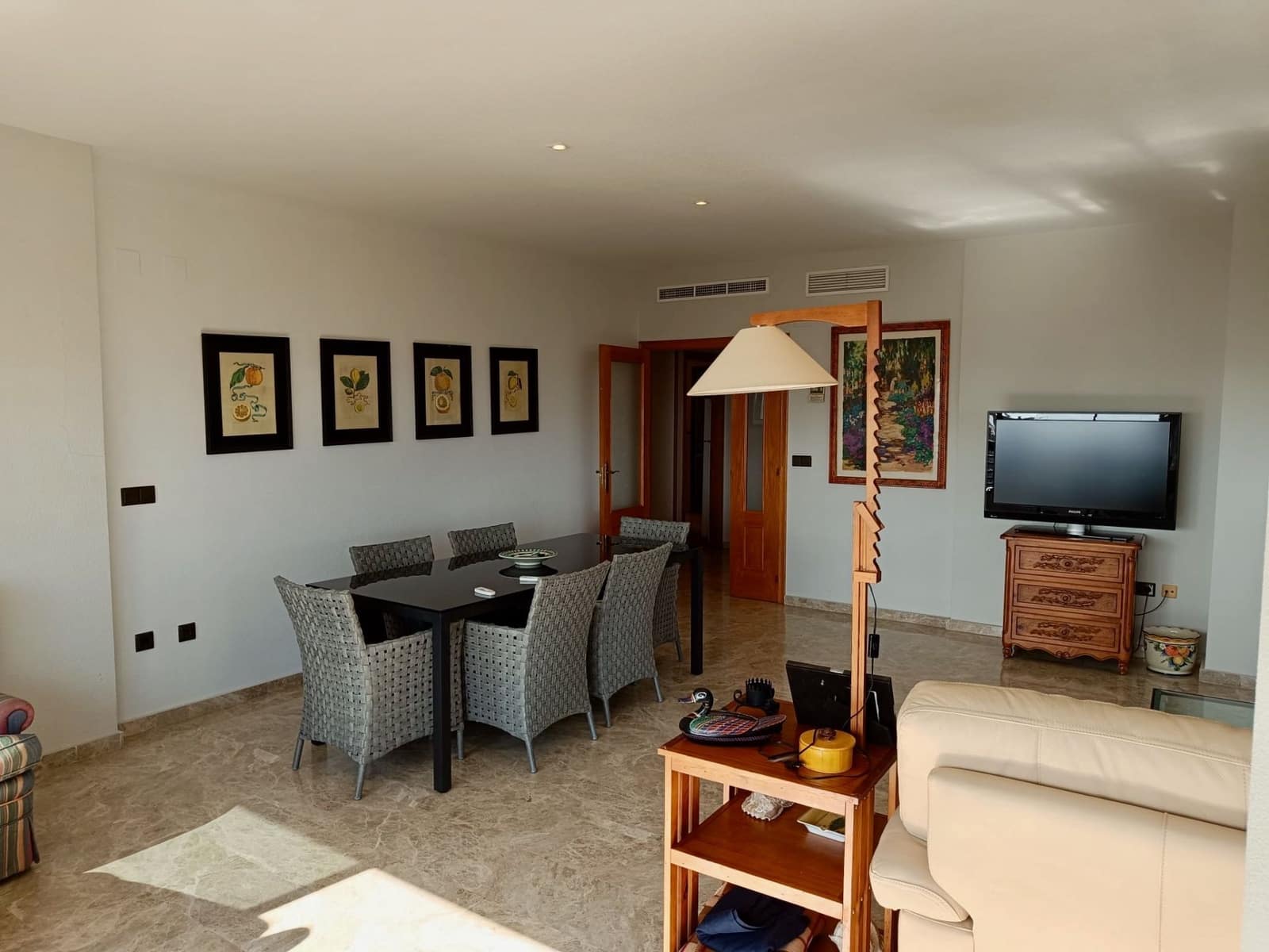 3 Zimmer Apartment zu verkaufen in Benidorm mit Pool Garage - 625.000 € (Ref: 8683845)