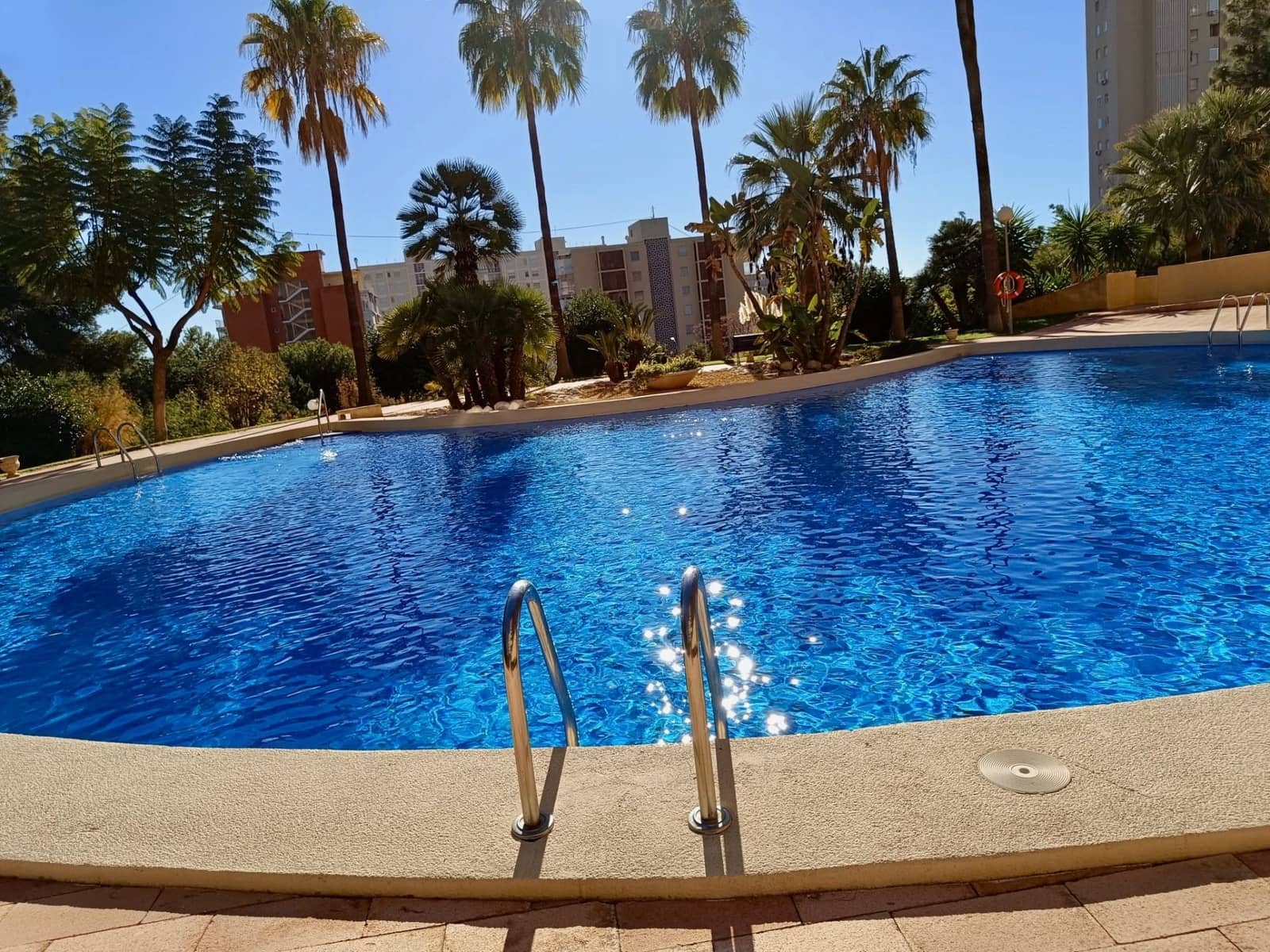 3 Zimmer Apartment zu verkaufen in Benidorm mit Pool Garage - 625.000 € (Ref: 8683845)