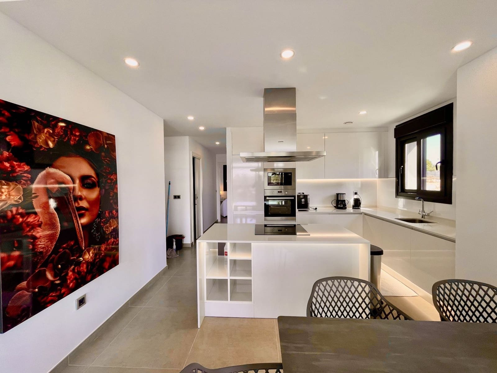 3 Zimmer Apartment zu verkaufen in Benidorm mit Pool Garage - 745.000 € (Ref: 8735157)