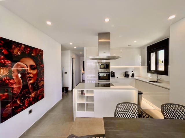 3 Zimmer Apartment zu verkaufen in Benidorm mit Pool Garage - 745.000 € (Ref: 8735157)