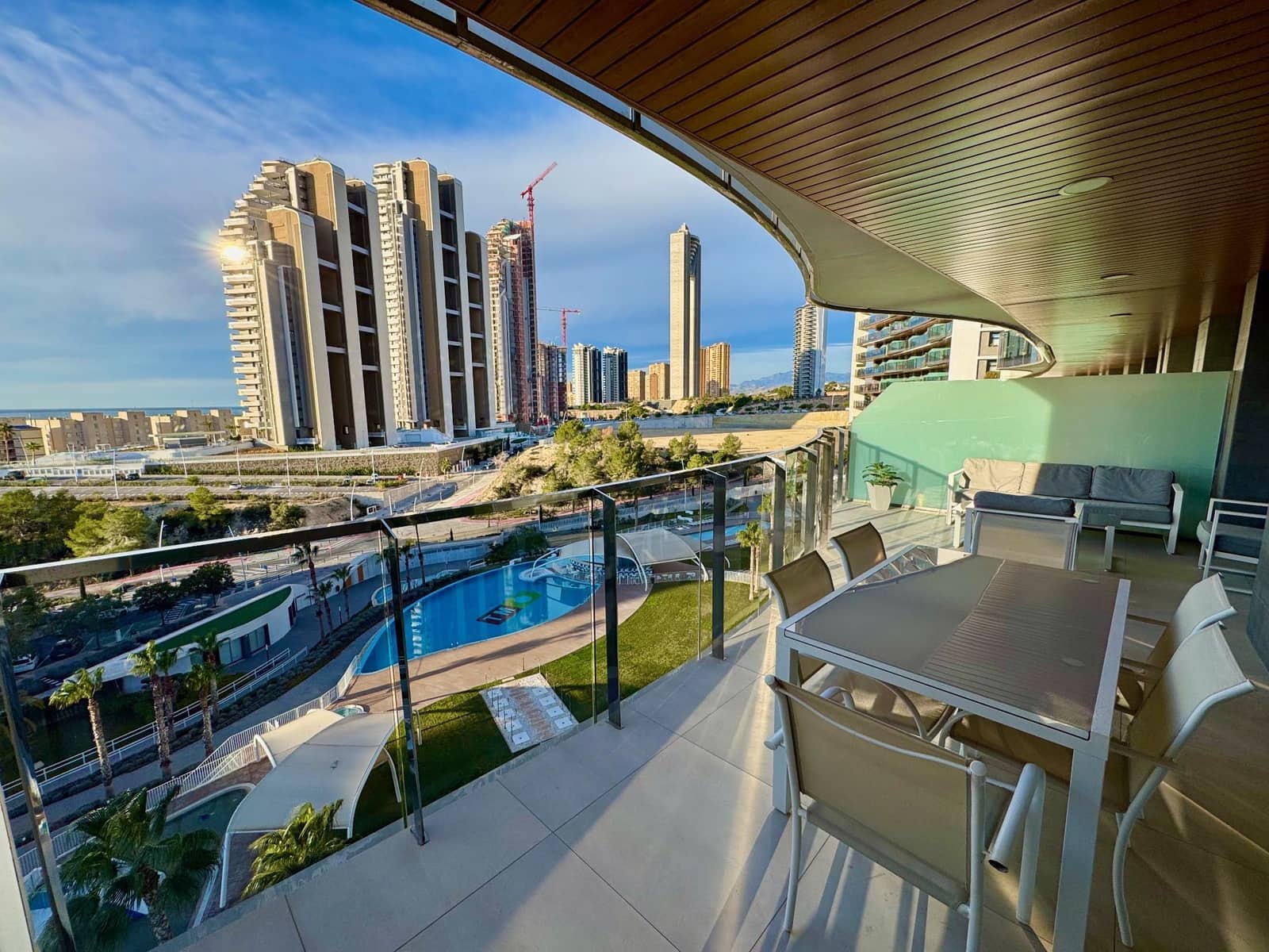 3 soverom Leilighet til salgs i Benidorm med svømmebasseng garasje - € 720 000 (Ref: 8757413)