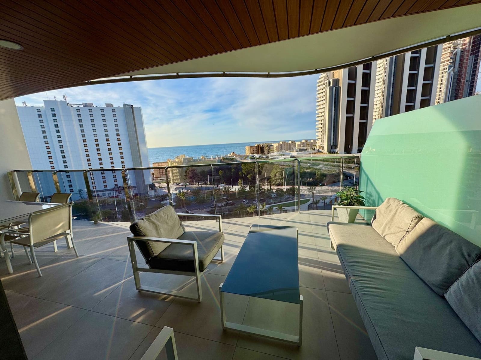 3 soverom Leilighet til salgs i Benidorm med svømmebasseng garasje - € 720 000 (Ref: 8757413)