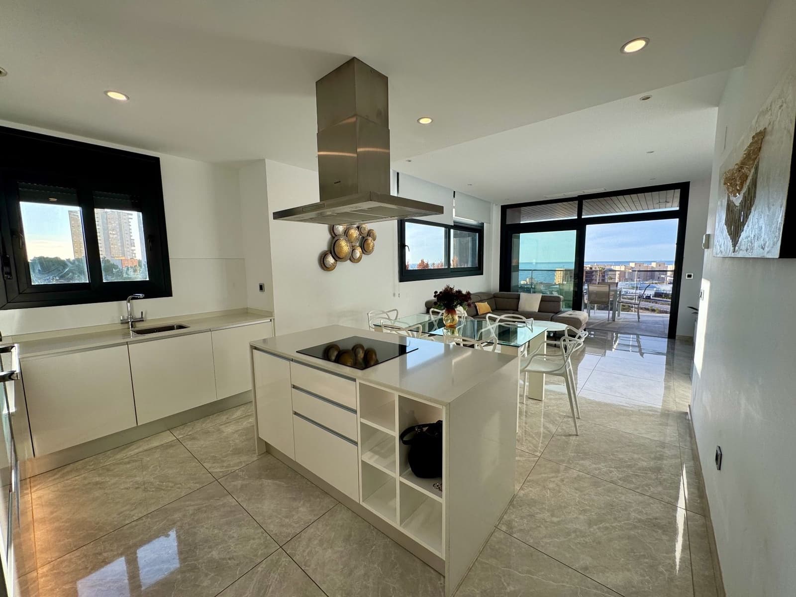 3 soverom Leilighet til salgs i Benidorm med svømmebasseng garasje - € 720 000 (Ref: 8757413)