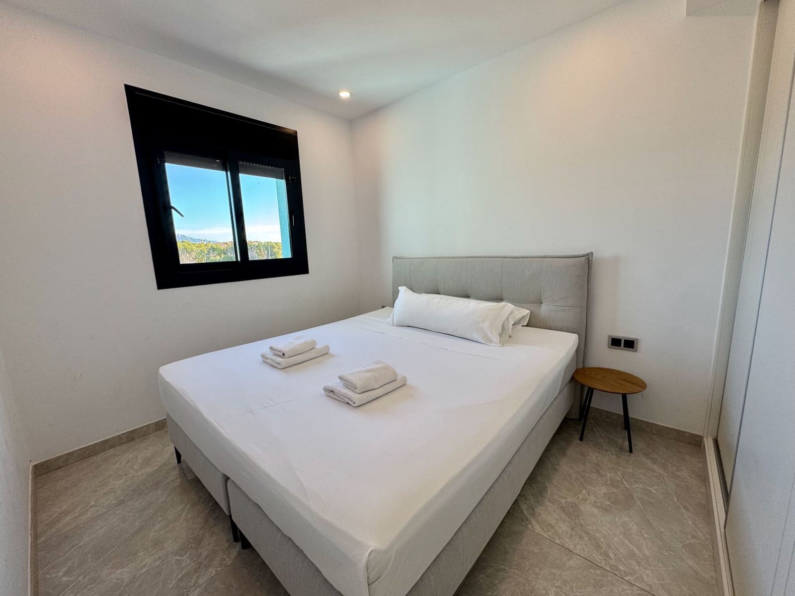 3 soverom Leilighet til salgs i Benidorm med svømmebasseng garasje - € 720 000 (Ref: 8757413)