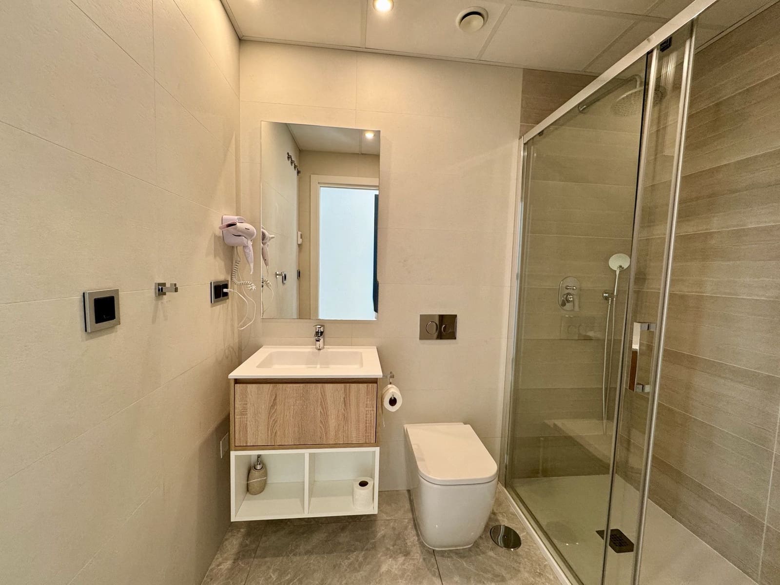 3 soverom Leilighet til salgs i Benidorm med svømmebasseng garasje - € 720 000 (Ref: 8757413)