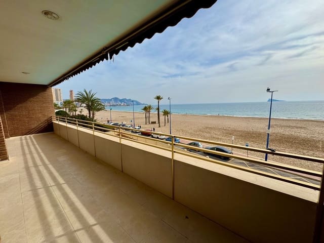 3 bedroom Apartment for sale in Benidorm with pool garage - € 735,000 (Ref: 8809300)