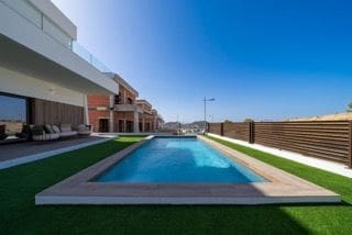 3 bedroom Villa for sale in Finestrat with pool garage - € 608,000 (Ref: 8829227)