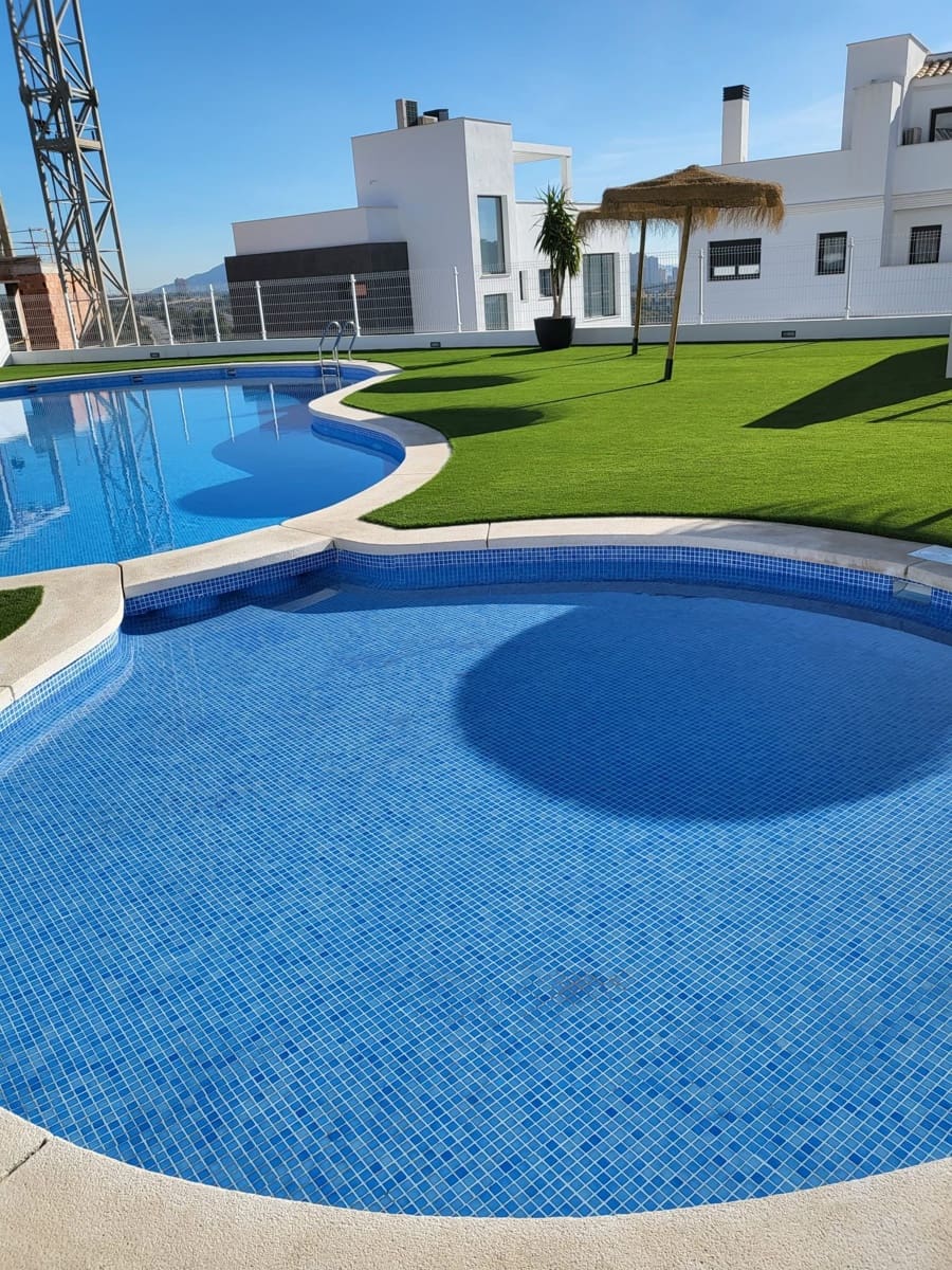 2 soveværelse Semi-Rækkehus til salg i Finestrat med swimmingpool garage - € 420.000 (Ref: 8942630)