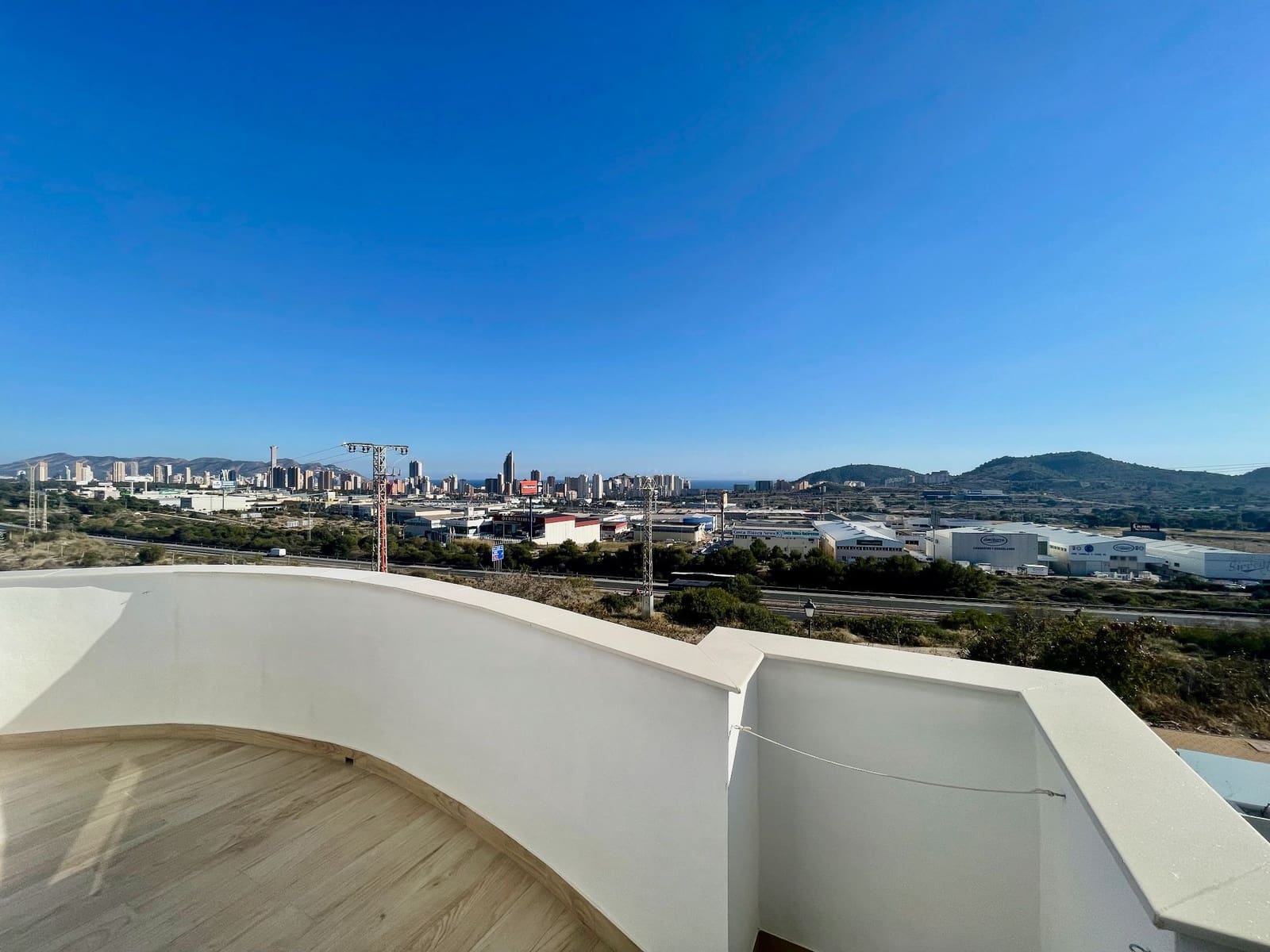 2 soveværelse Semi-Rækkehus til salg i Finestrat med swimmingpool garage - € 420.000 (Ref: 8942630)