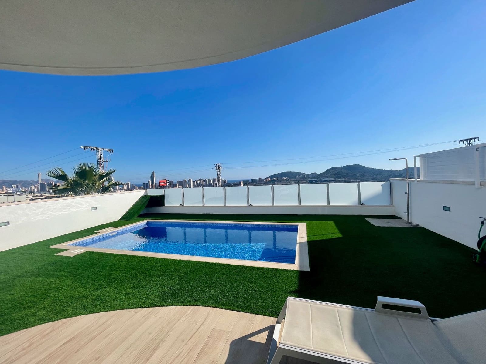 2 soveværelse Semi-Rækkehus til salg i Finestrat med swimmingpool garage - € 420.000 (Ref: 8942630)