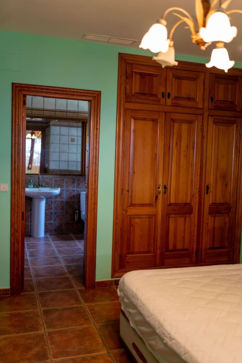 5 sypialnia Willa na sprzedaż w Benissa z basenem garażem - 1 800 000 € (Ref: 8964175)