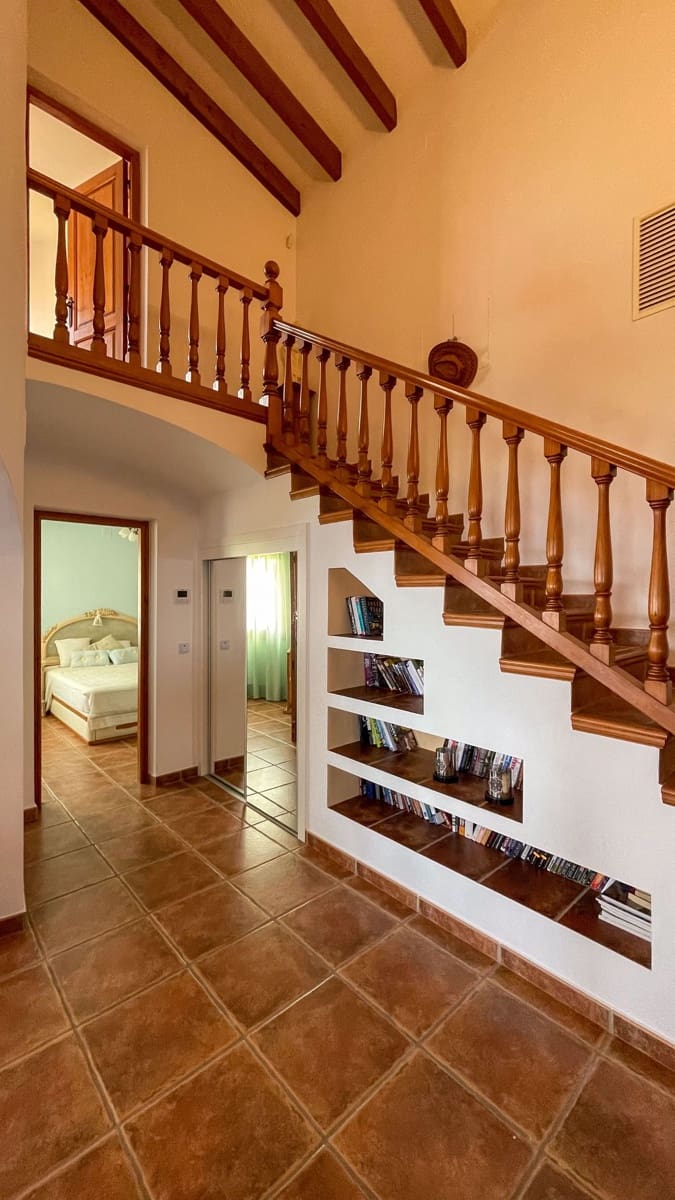 5 sypialnia Willa na sprzedaż w Benissa z basenem garażem - 1 800 000 € (Ref: 8964175)