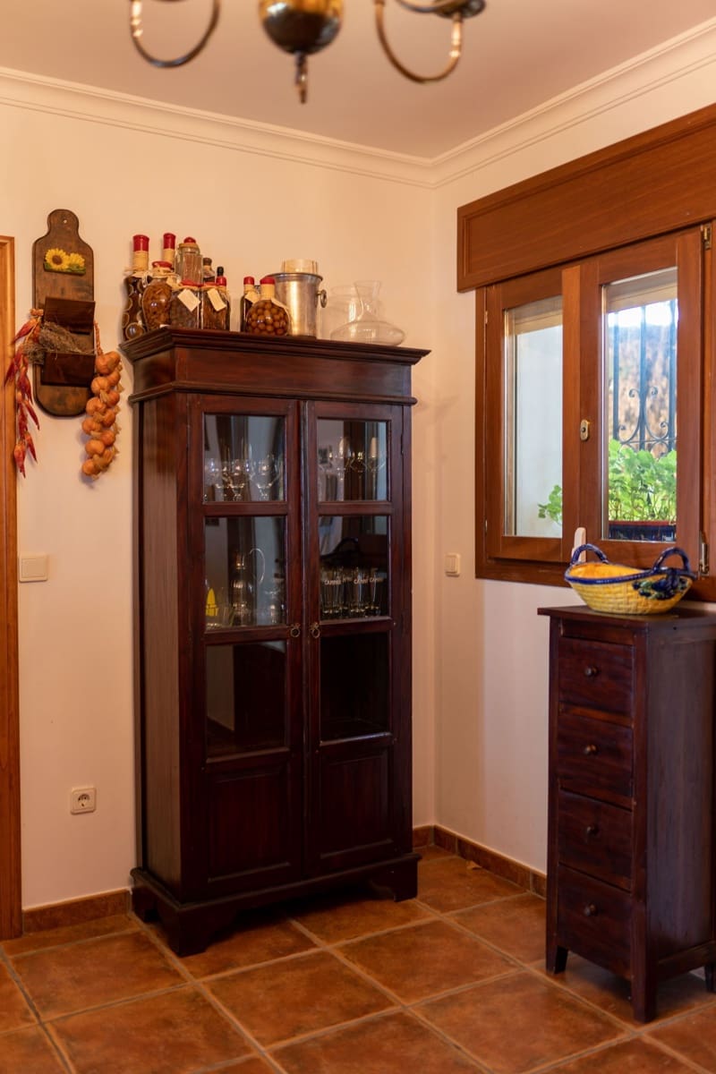 5 sypialnia Willa na sprzedaż w Benissa z basenem garażem - 1 800 000 € (Ref: 8964175)