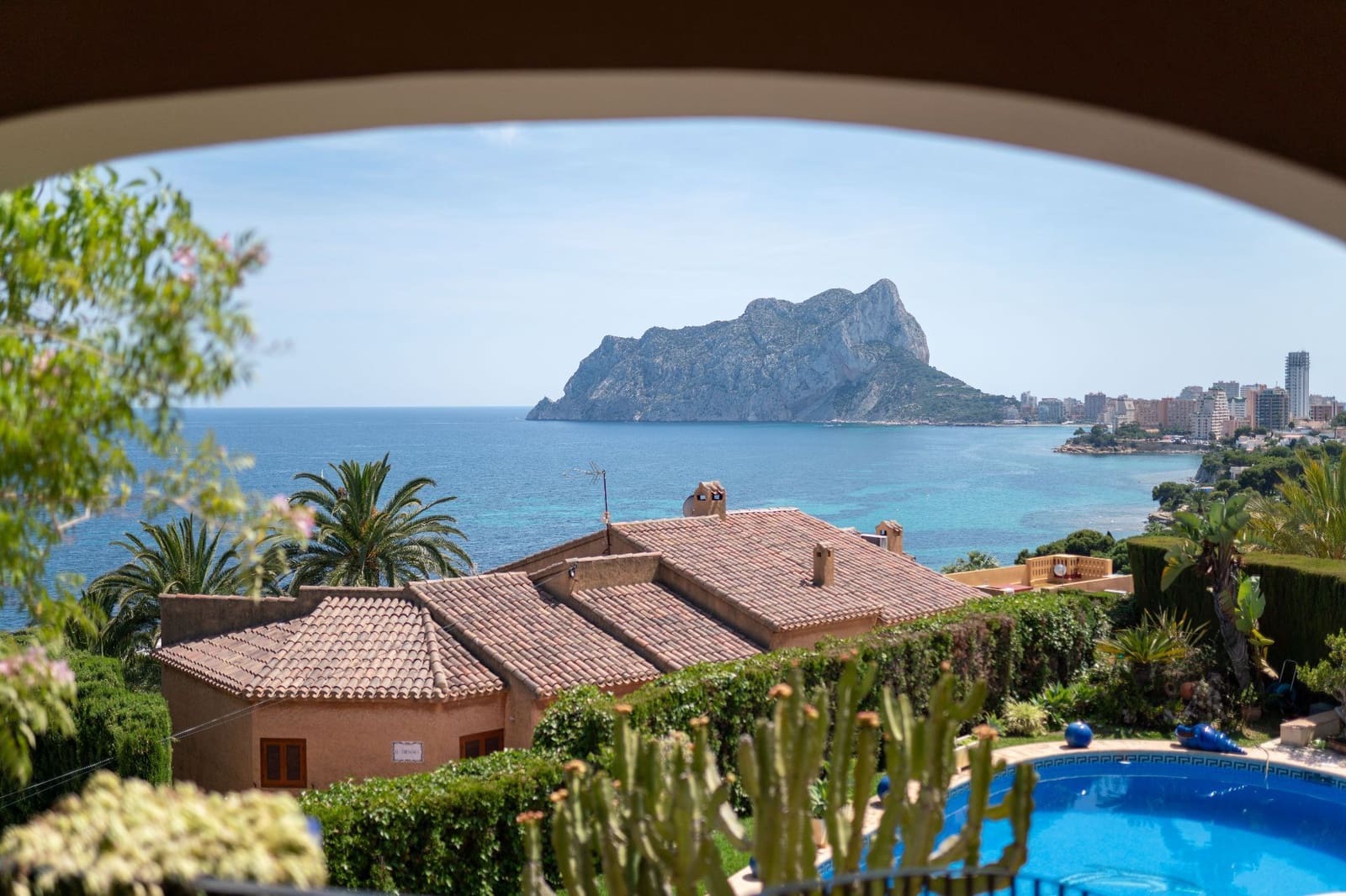 5 sypialnia Willa na sprzedaż w Benissa z basenem garażem - 1 800 000 € (Ref: 8964175)