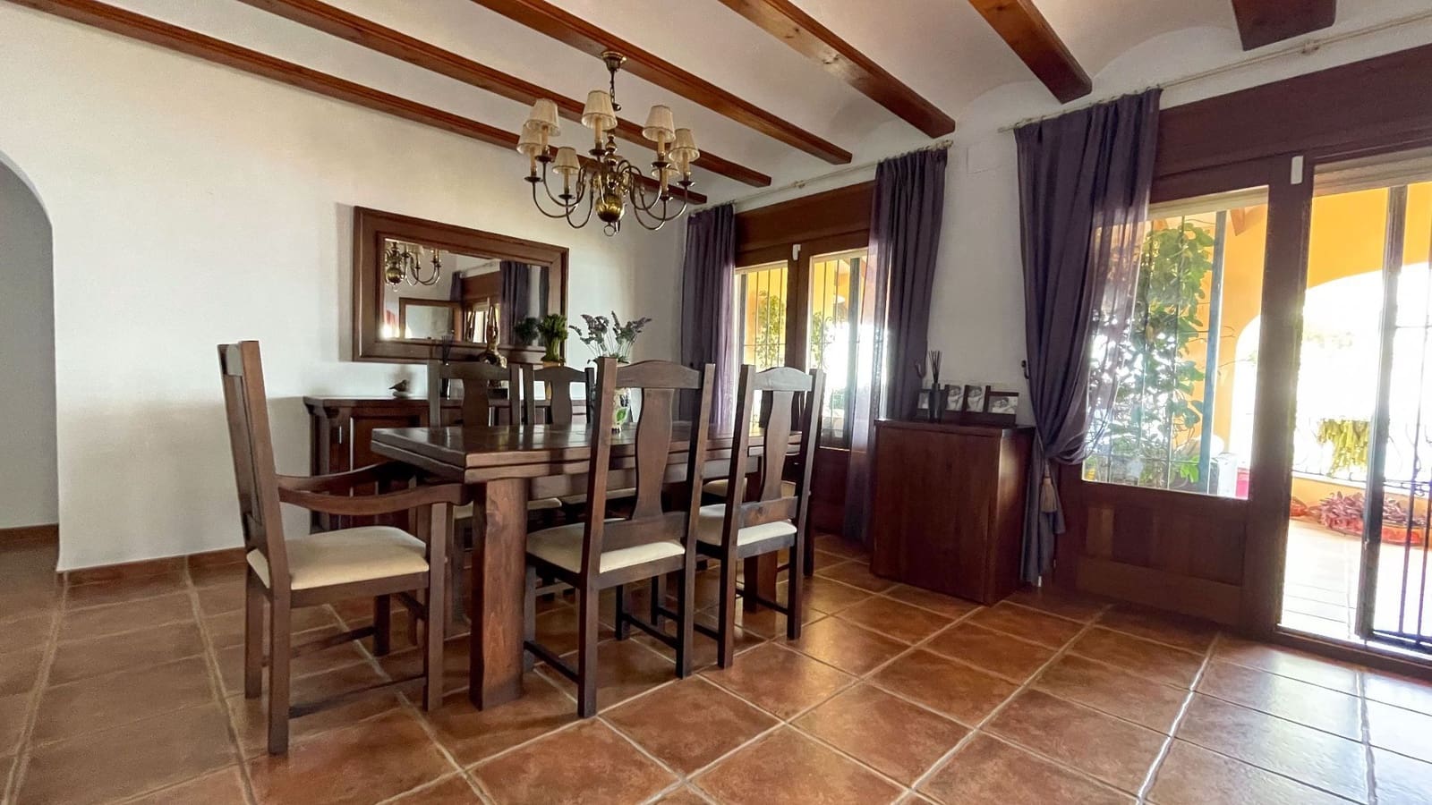 5 sypialnia Willa na sprzedaż w Benissa z basenem garażem - 1 800 000 € (Ref: 8964175)