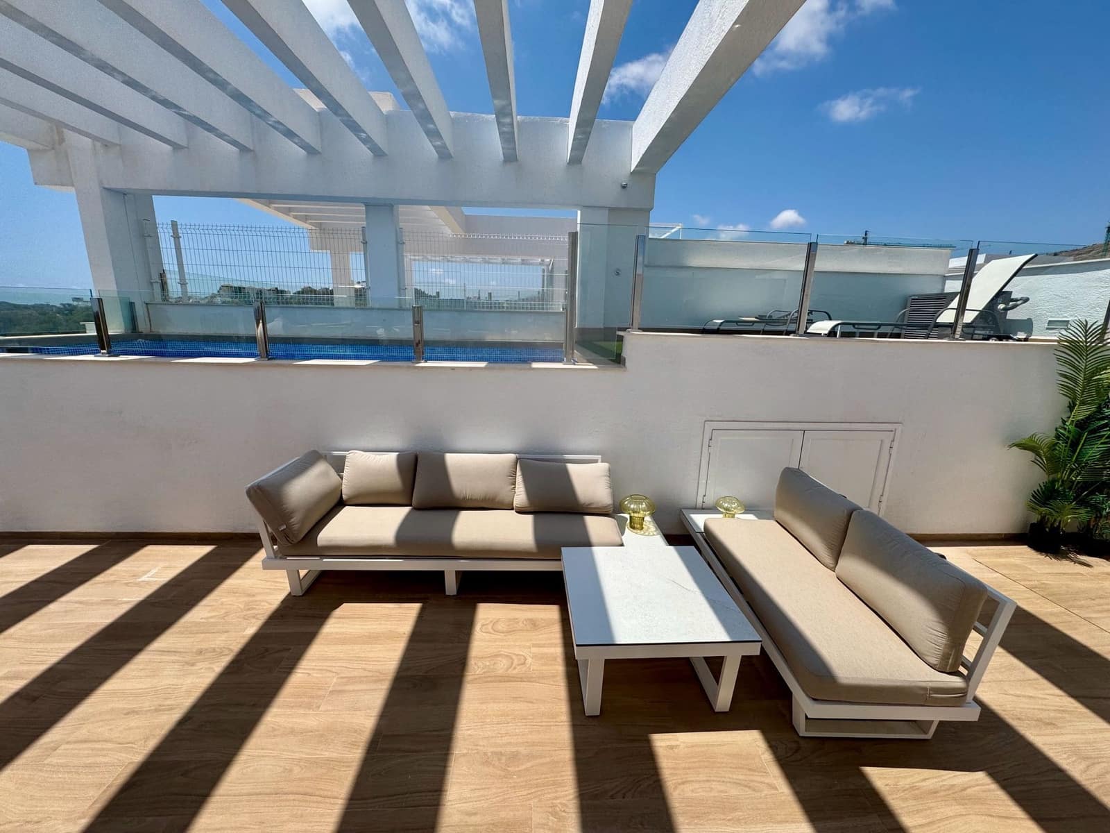 Bungalow de 2 habitaciones en Finestrat en venta con piscina garaje - 379.900 € (Ref: 9157834)