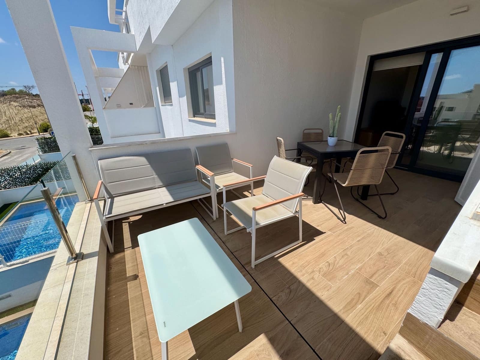 Bungalow de 2 habitaciones en Finestrat en venta con piscina garaje - 379.900 € (Ref: 9157834)