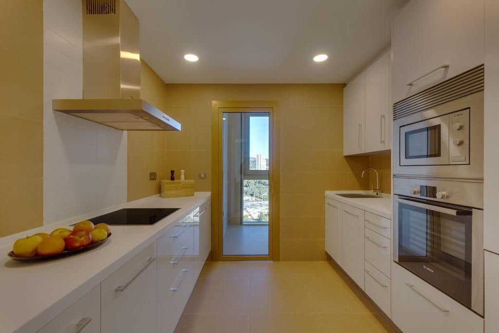 2 Zimmer Apartment zu verkaufen in Benidorm mit Pool Garage - 469.000 € (Ref: 9165538)