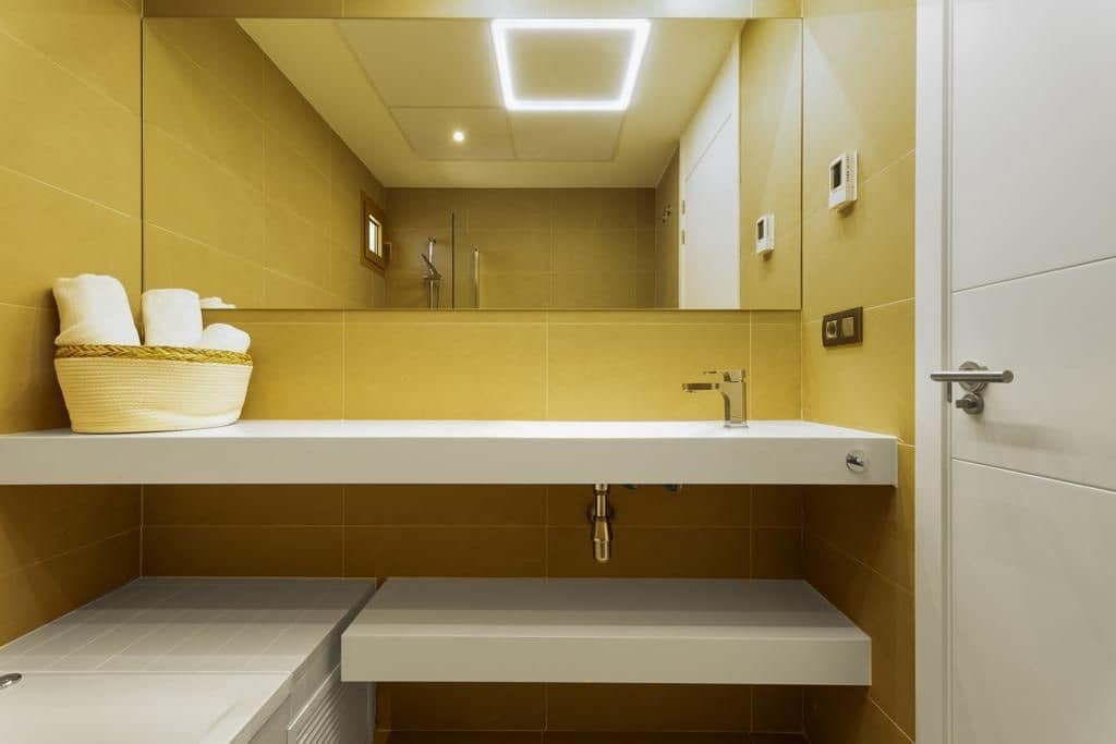 2 Zimmer Apartment zu verkaufen in Benidorm mit Pool Garage - 469.000 € (Ref: 9165538)