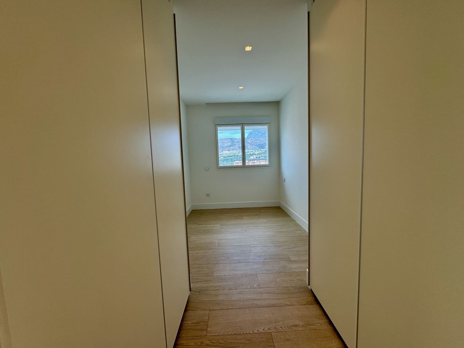 Apartamento de 4 habitaciones en Benidorm en venta con garaje - 4.300.000 € (Ref: 9169342)