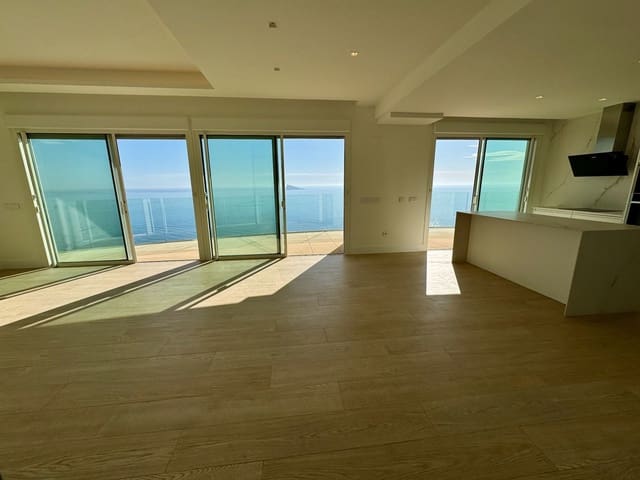 Apartamento de 4 habitaciones en Benidorm en venta con garaje - 4.300.000 € (Ref: 9169342)