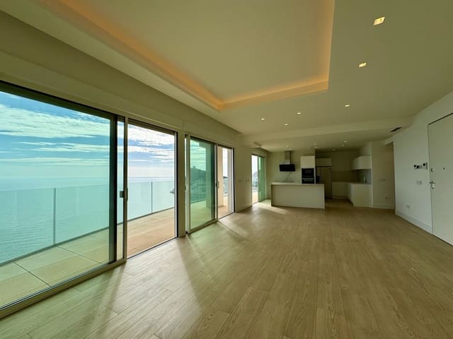 Apartamento de 4 habitaciones en Benidorm en venta con garaje - 4.300.000 € (Ref: 9169342)