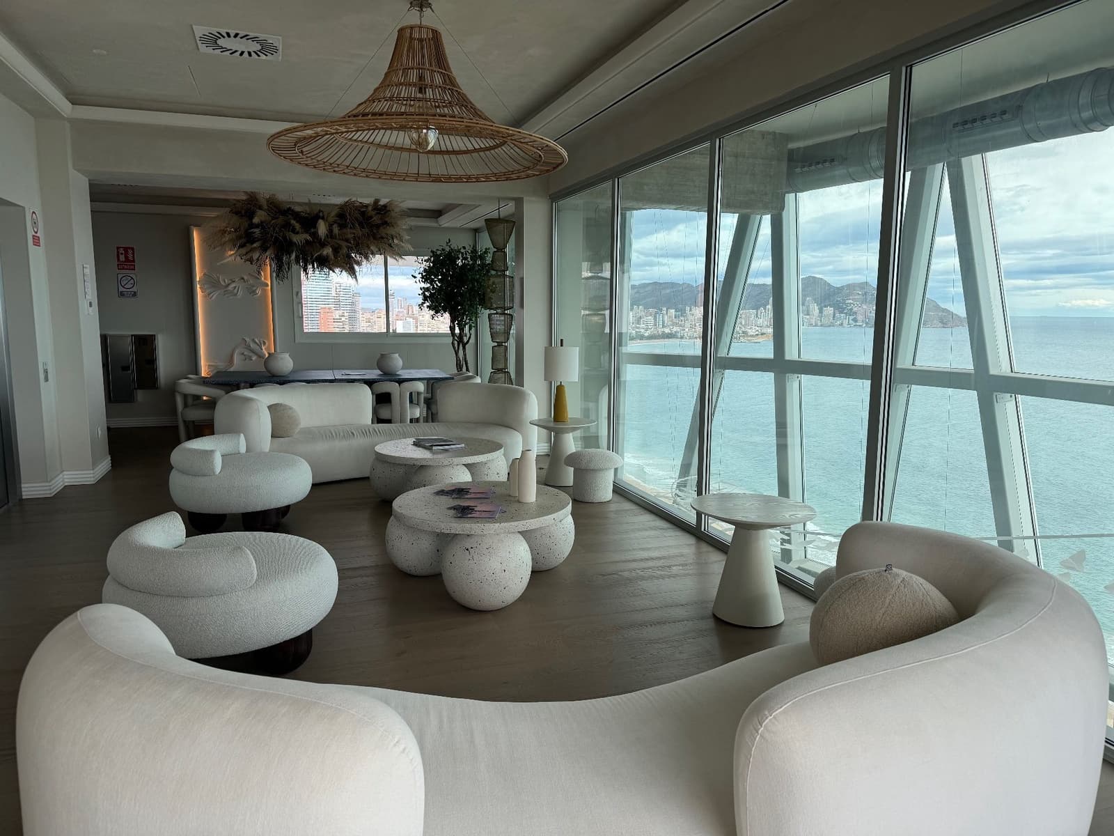 Apartamento de 4 habitaciones en Benidorm en venta con garaje - 4.300.000 € (Ref: 9169342)