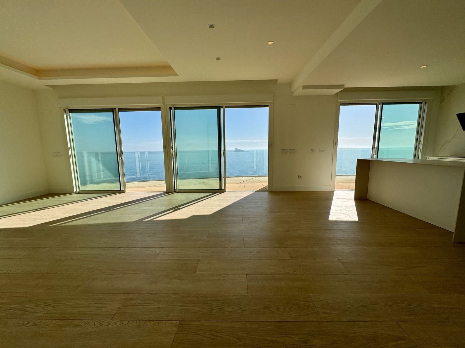 Apartamento de 4 habitaciones en Benidorm en venta con garaje - 4.300.000 € (Ref: 9169342)