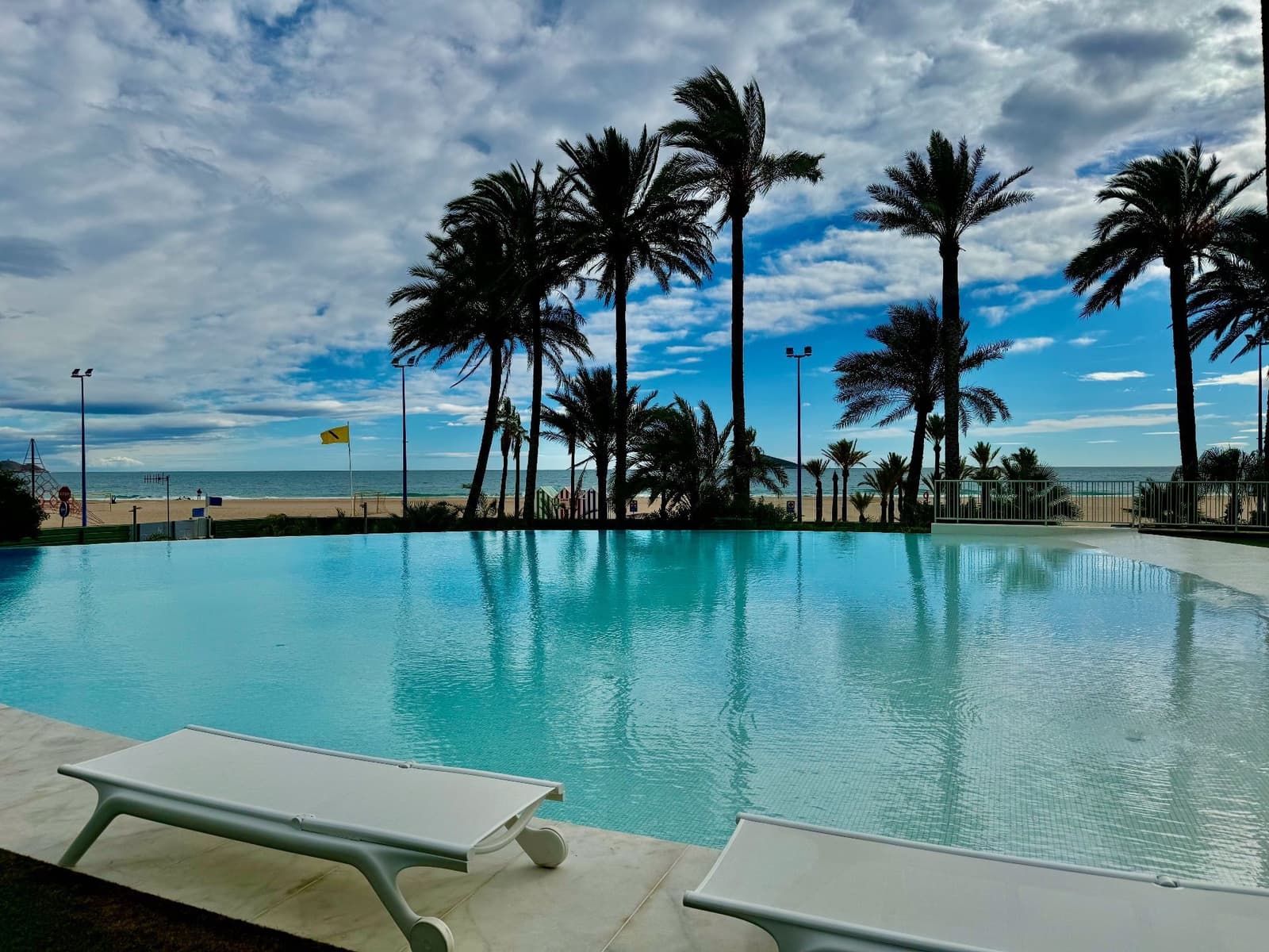 Apartamento de 4 habitaciones en Benidorm en venta con garaje - 4.300.000 € (Ref: 9169342)